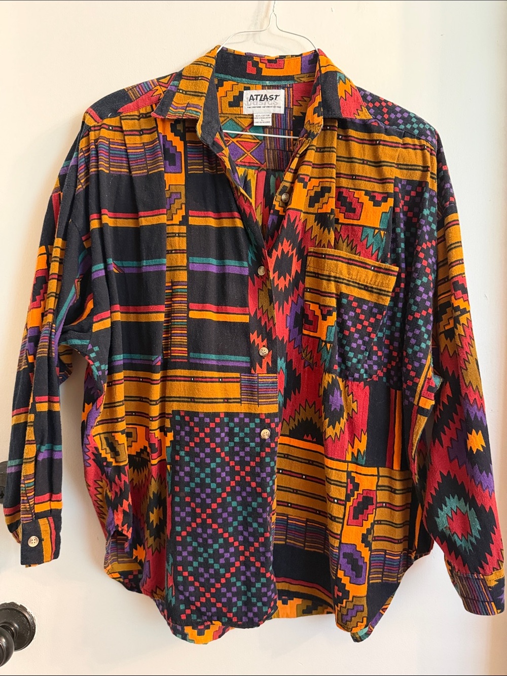 Vintage Women’s Atlast cotton Aztec western colorful button down shoulder pads L